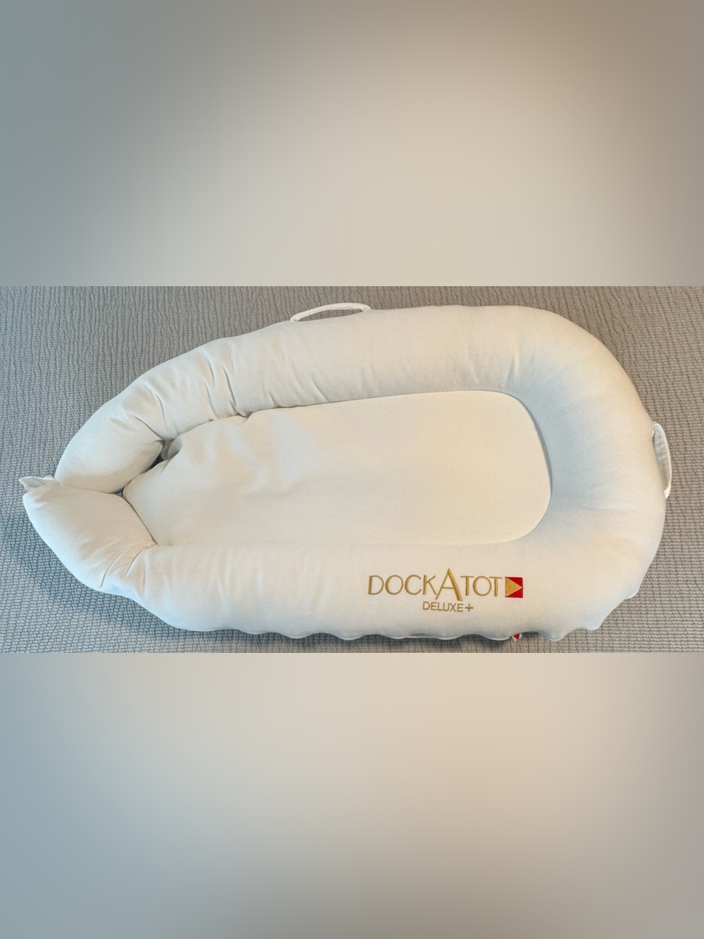 DockATot Deluxe in White